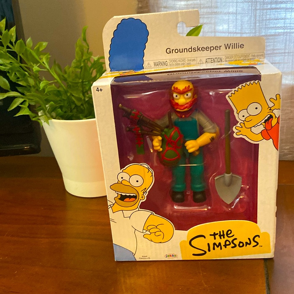 The Simpsons Groundskeeper Willie with Accesories 5” Action Figure 2024 NEW